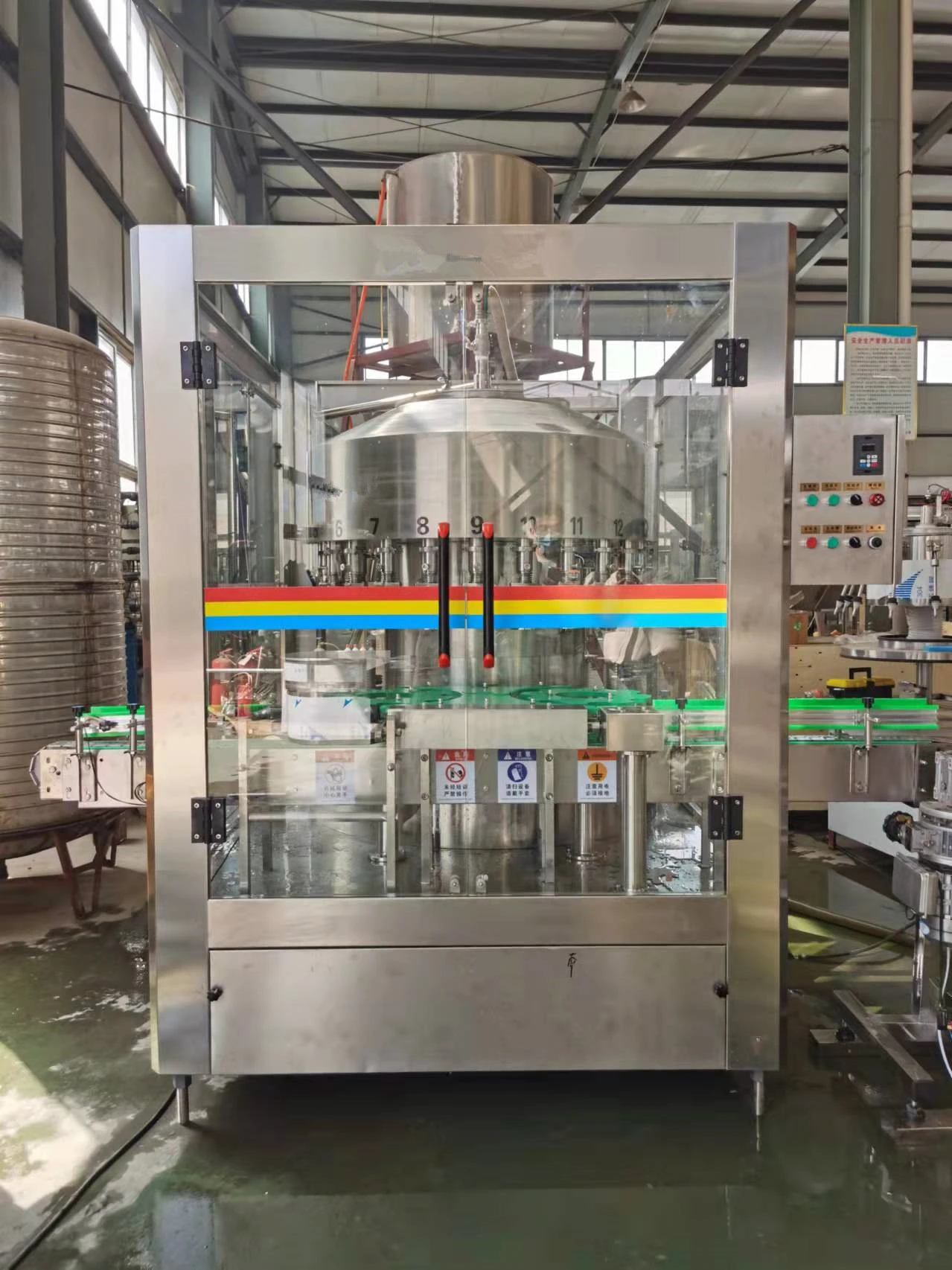 Water Bottle Filling Machine Water Bottle Filling Machine